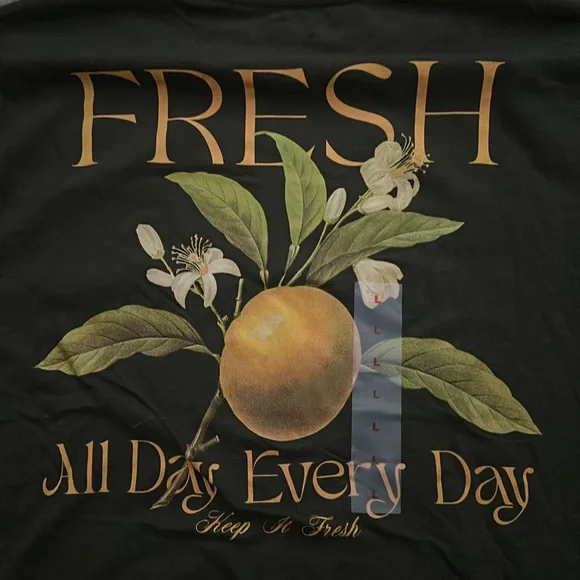 Citrus Graphic Tee - Picture 4 of 4